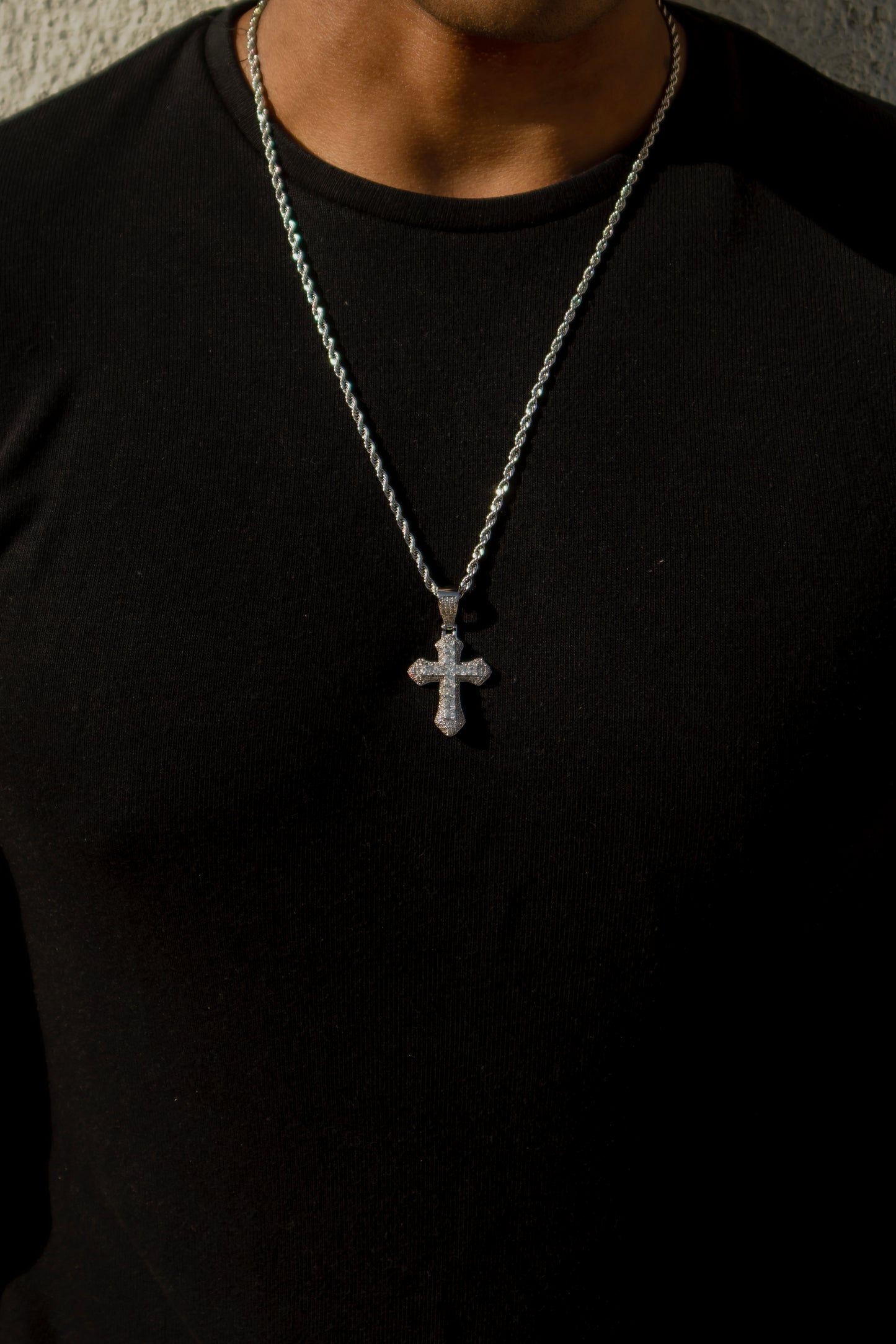 ICED VINTAGE CROSS PENDANT- WHITE