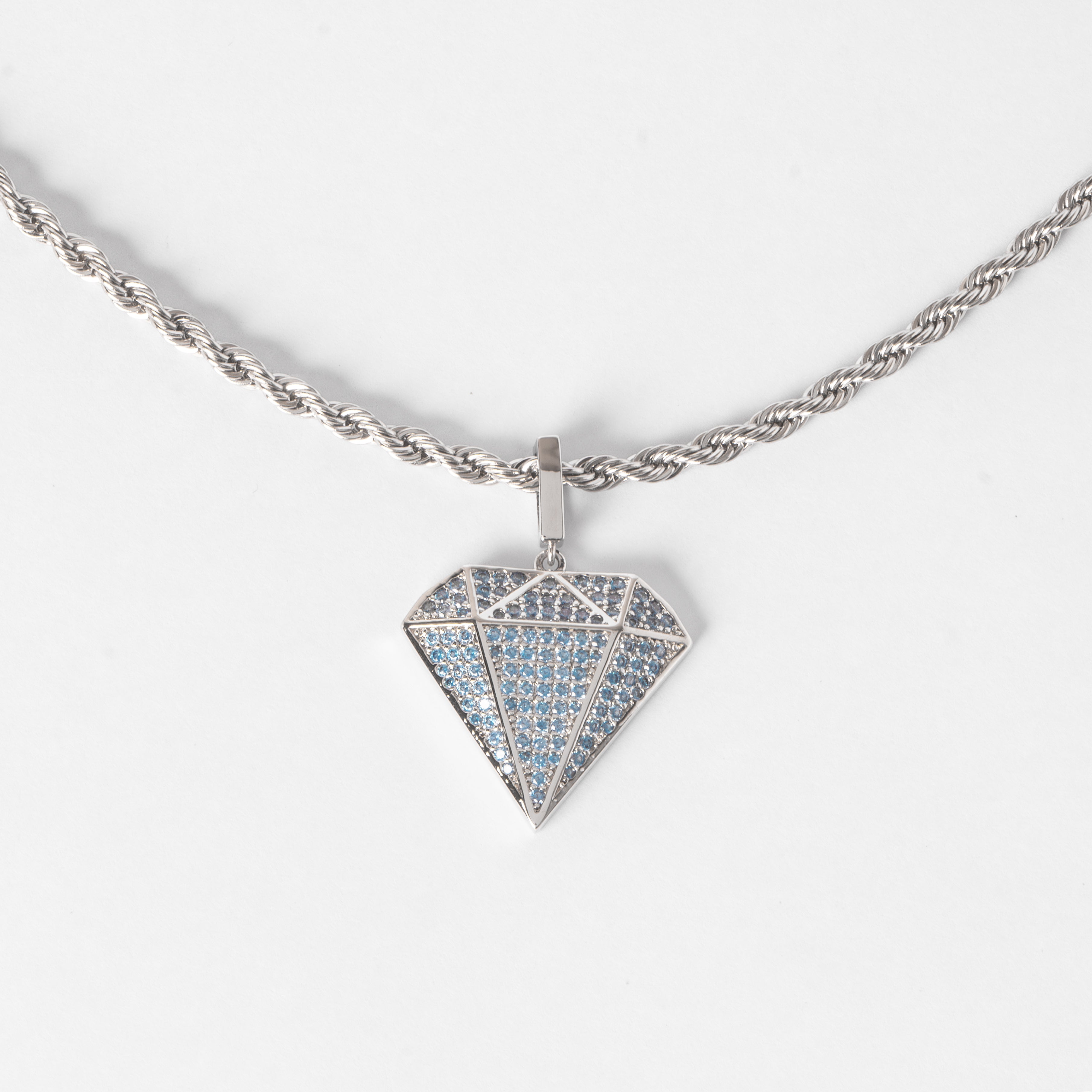 ICED DIAMOND PENDANT-BLUE – hypejewelleryin