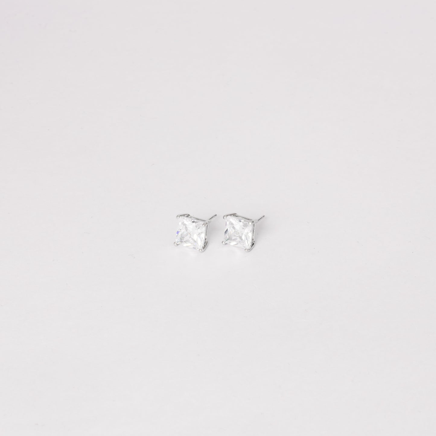 ICED SQAURE CUT STUD